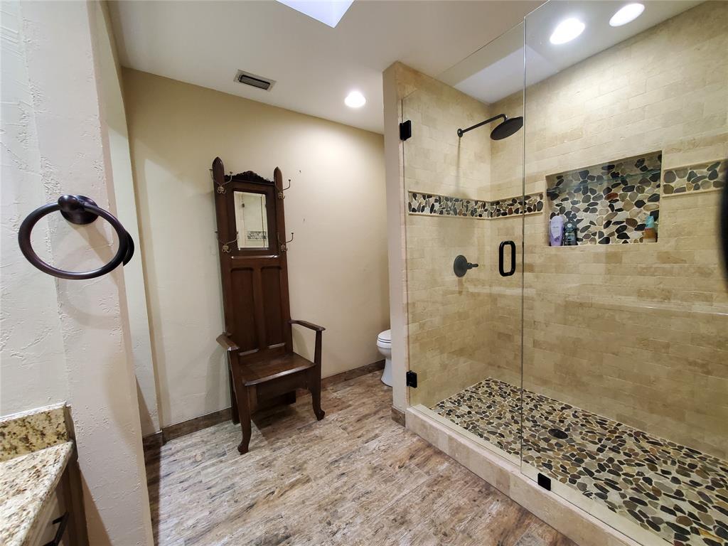 Colonial Park - Residential