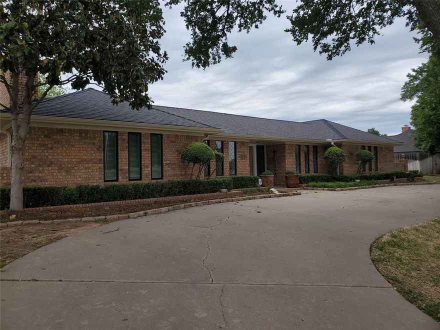 Enjoy the golf course view and across the street access to the Circle Trail. Walk to Collective Coffee and MSU. Step into your private courtyard oasis with pool and spa. Save Cash on water bills with water well; Class 4 roof; and new windows. The kitchen features a large granite island and stainless appliances. Relax in the spacious primary bedroom with a sitting area with custom built ins. The expansive primary bathroom is a blank canvas for your creative vision. Owner broker.