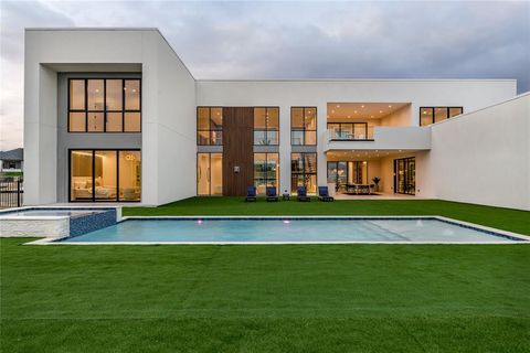 Photo of 229 Sunset Point Trail, Heath, TX 75032 (MLS # 21183021)