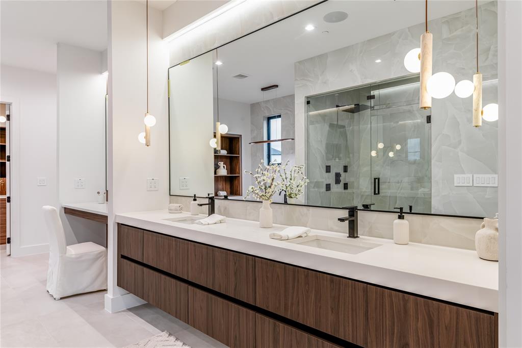 Ridge Lakes of Heath - Residential