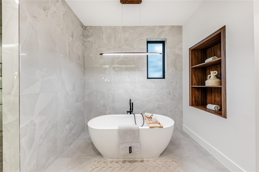 Ridge Lakes of Heath - Residential