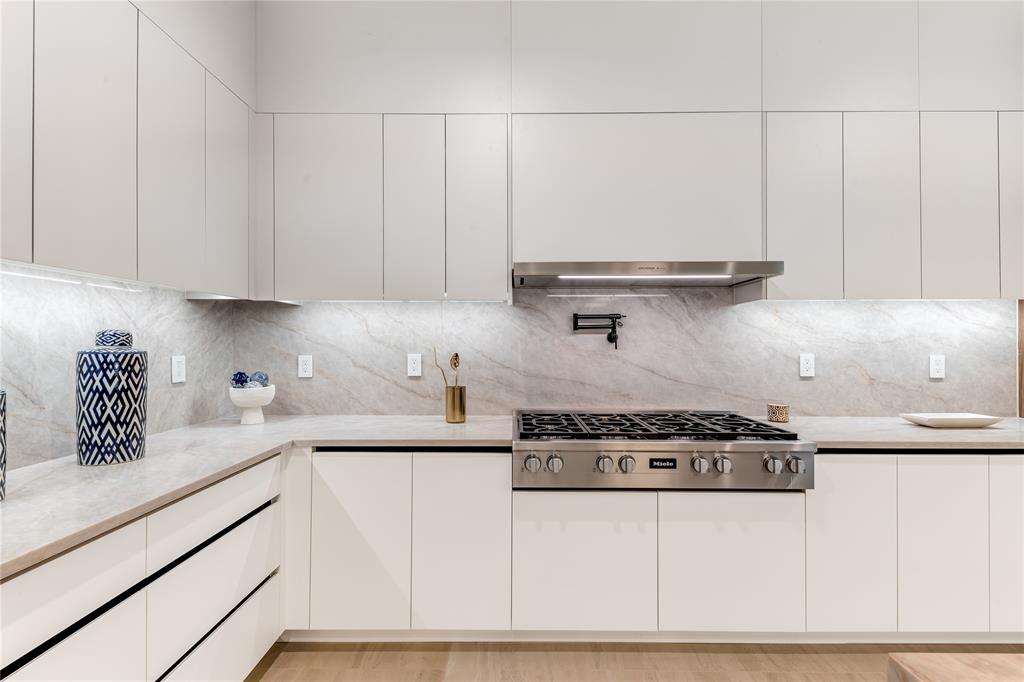 Ridge Lakes of Heath - Residential