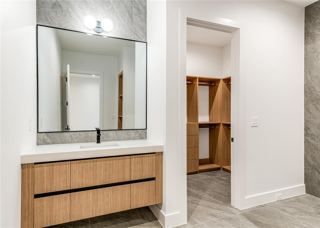 Ridge Lakes of Heath - Residential