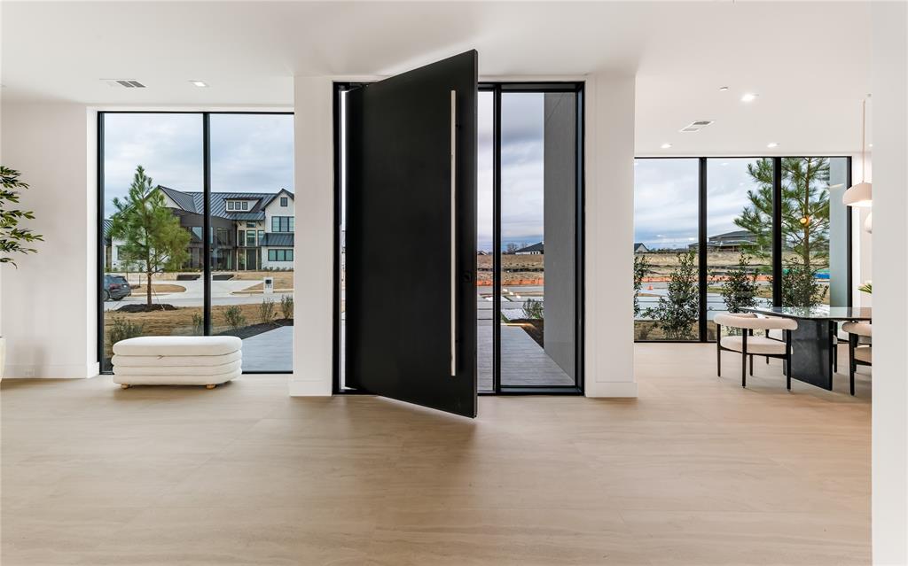 229 Sunset Point Trail