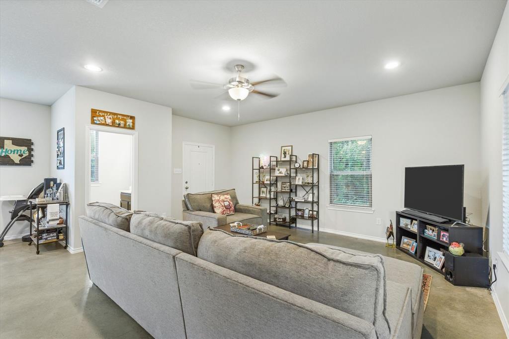 Treaty Oaks - Residential