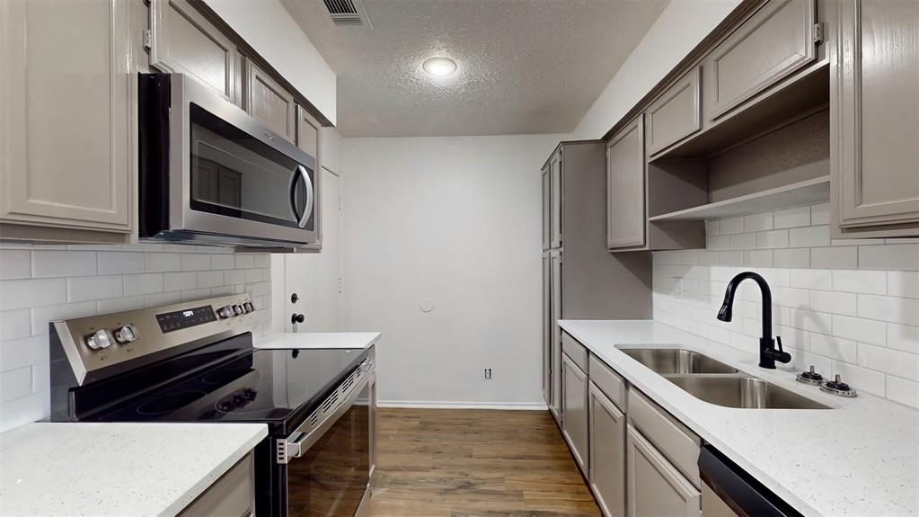 Hidden Oaks - Residential