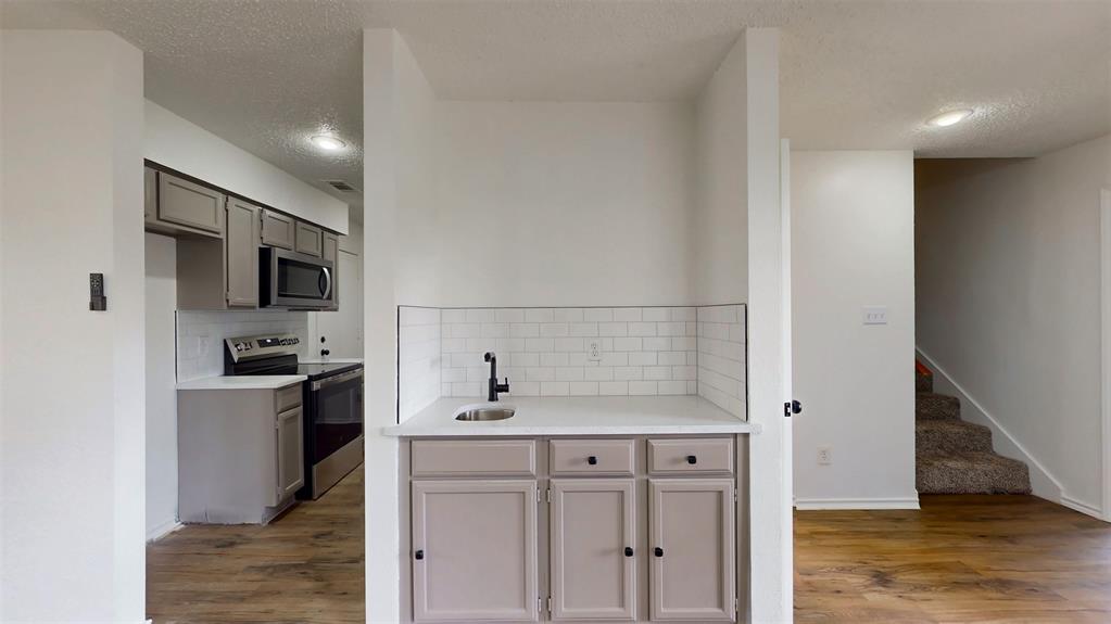 Hidden Oaks - Residential