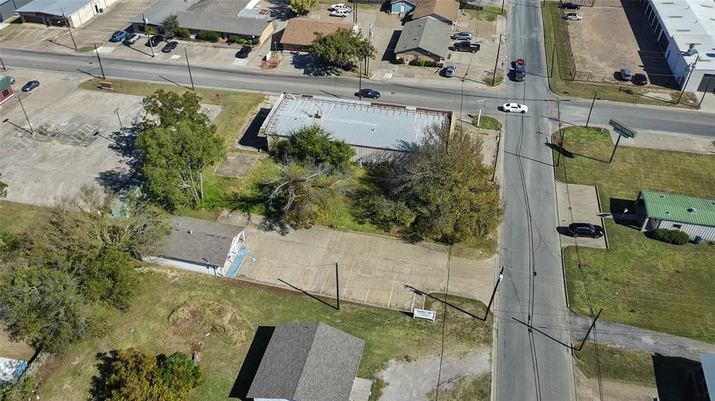 Corsicana - Commercial Sale