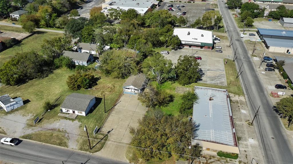 Corsicana - Commercial Sale