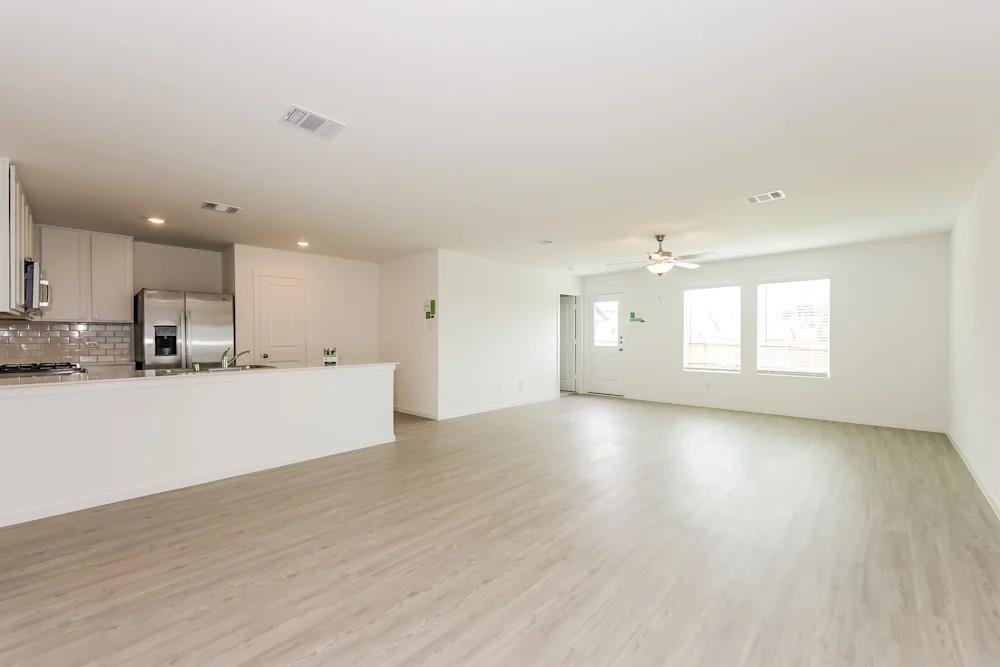 Eastland Ph 3b - Residential Lease