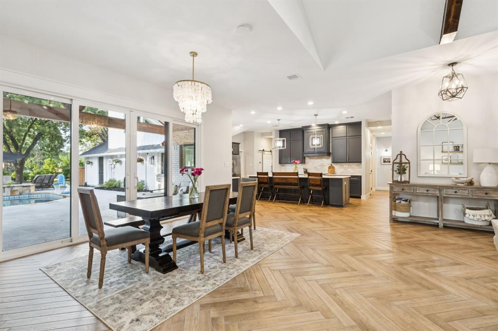 1340 Meadow Glen