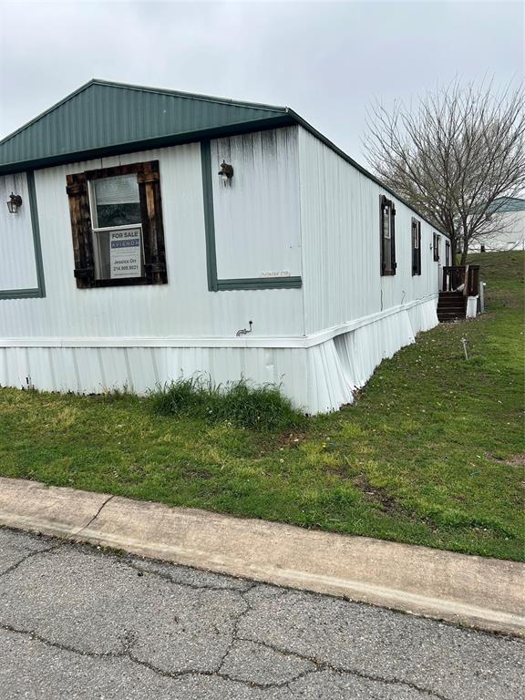 1601 E FM 1417 204