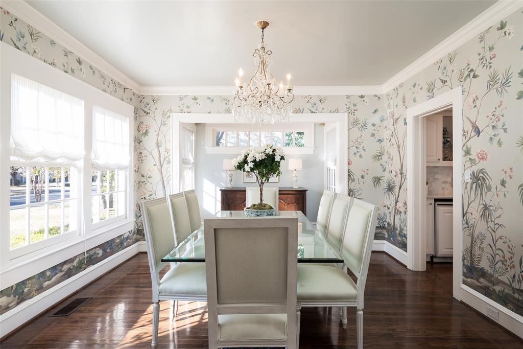 DR F J HALLS SUBD - Residential