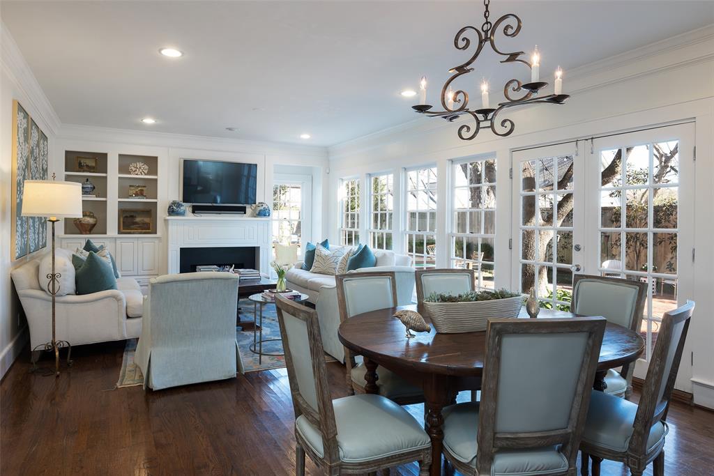 DR F J HALLS SUBD - Residential