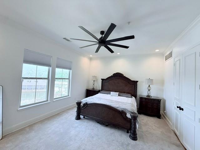 Cascades Lake Towers - Residential