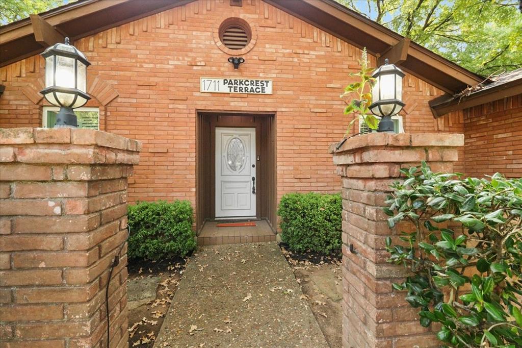 1711 Parkcrest Terrace