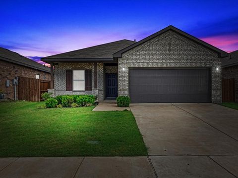 2077 Hartley Drive Forney TX 75126