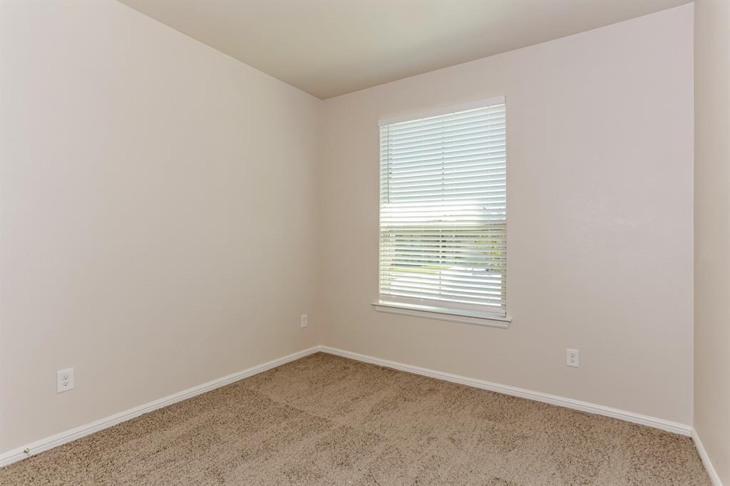 CHAPEL CREEK PHASE 1 - Residential Lease