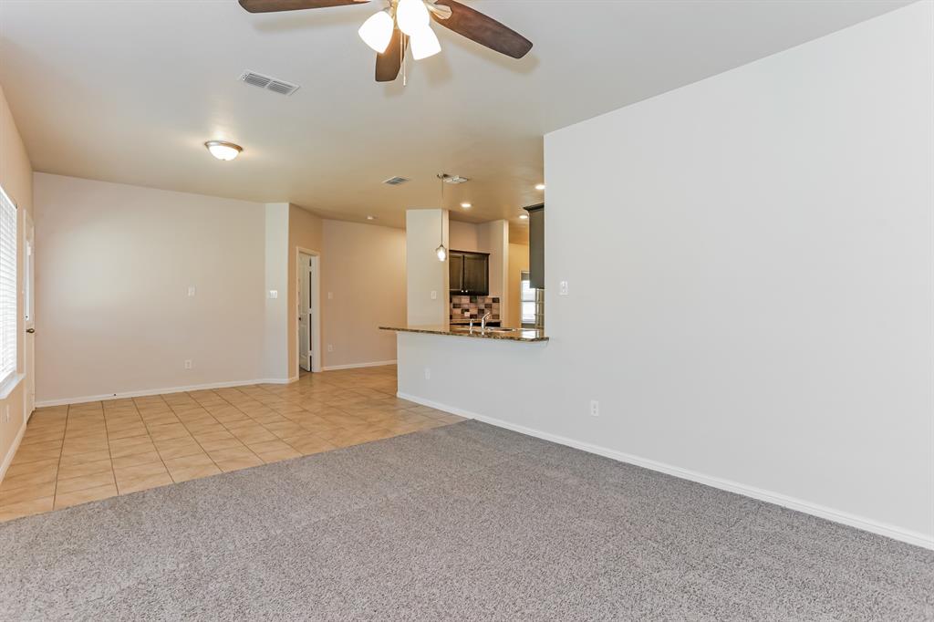 CHAPEL CREEK PHASE 1 - Residential Lease