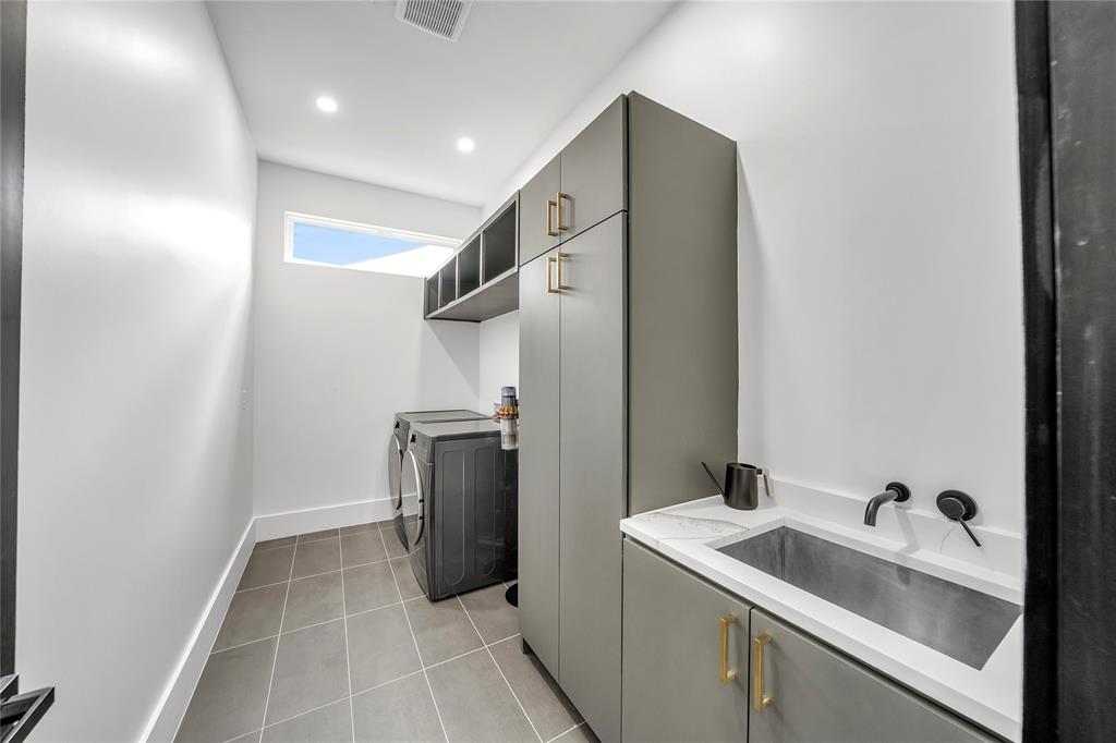 Lockheed Hills - Residential