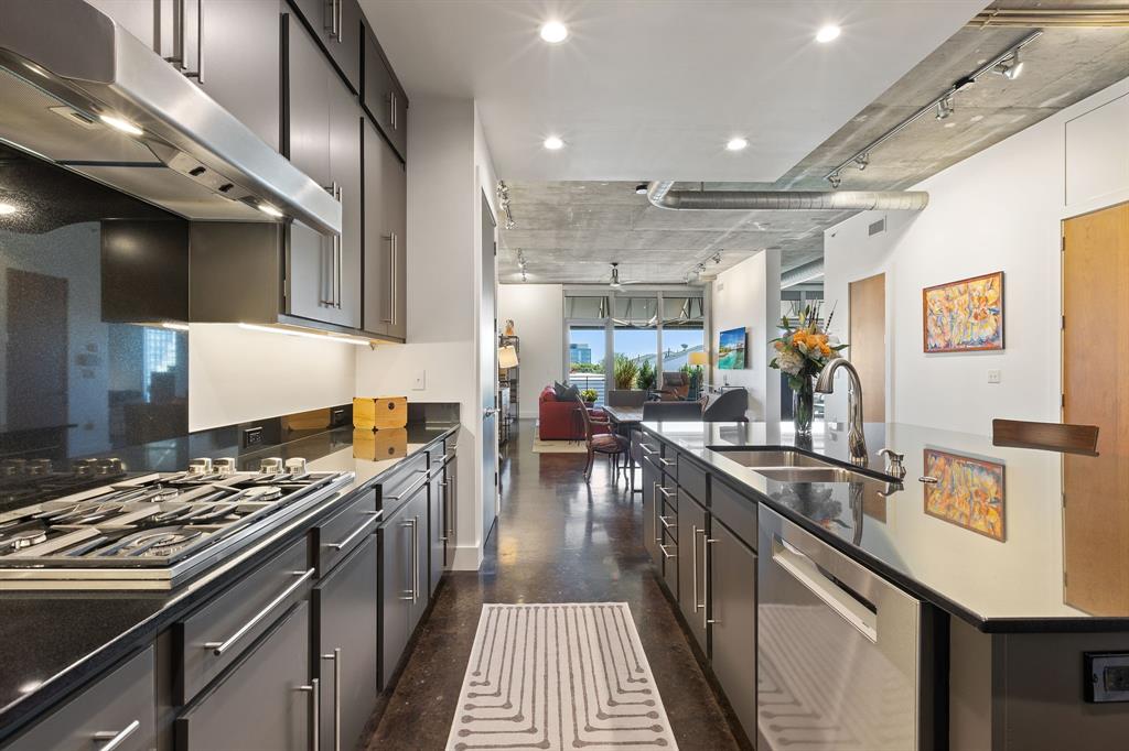 Thirty Thirty Bryan Condominiums - Residential