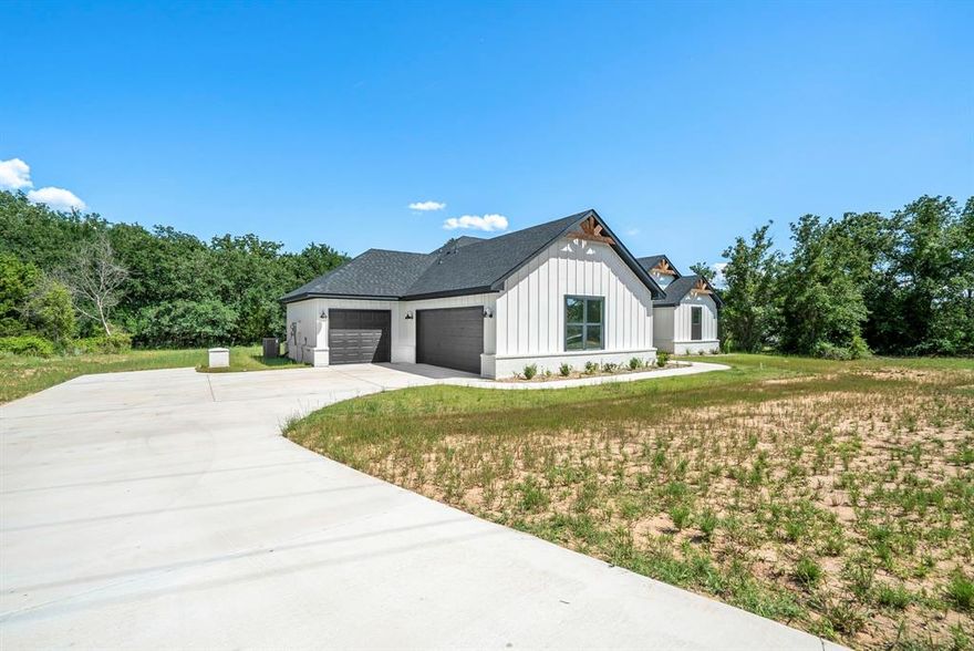 For lease! You don't want to miss out on this beautiful home by CH Homes! This 4 bedroom 2 full bath home is estimated to be complete by the end of 2022. Double garage, concrete driveway and a heavily treed and private backyard. Sod and irrigation. Water well, lots of trees. Millsap ISD.Conveniently located just 10 minutes from downtown Weatherford. Contact Barcelona Custom homes for rental info.