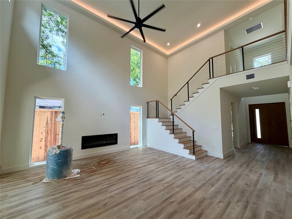 607 Grandview Avenue