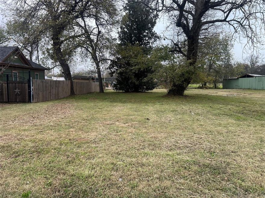 Prime Dallas infill opportunity only minutes from Downtown! This generous 7,700± SF lot with MF-2 zoning is perfect for a builder or investor looking to design a small multi-unit project or custom residence in an area experiencing active revitalization. New construction surrounds the neighborhood, offering strong potential for future value.

Buyer and buyer’s agent to verify all details, including zoning, utilities, survey, and any building requirements.