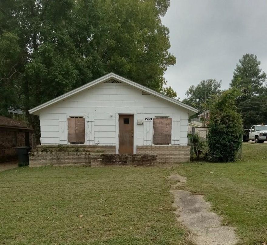 Central air and heat.  Corner Lot.  Fenced yard with gate at driveway.  Sold as-is.