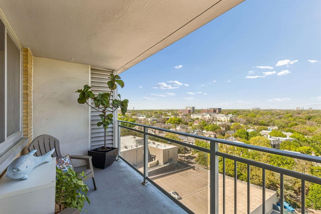 Twenty-One Turtle Creek Condos - Residential