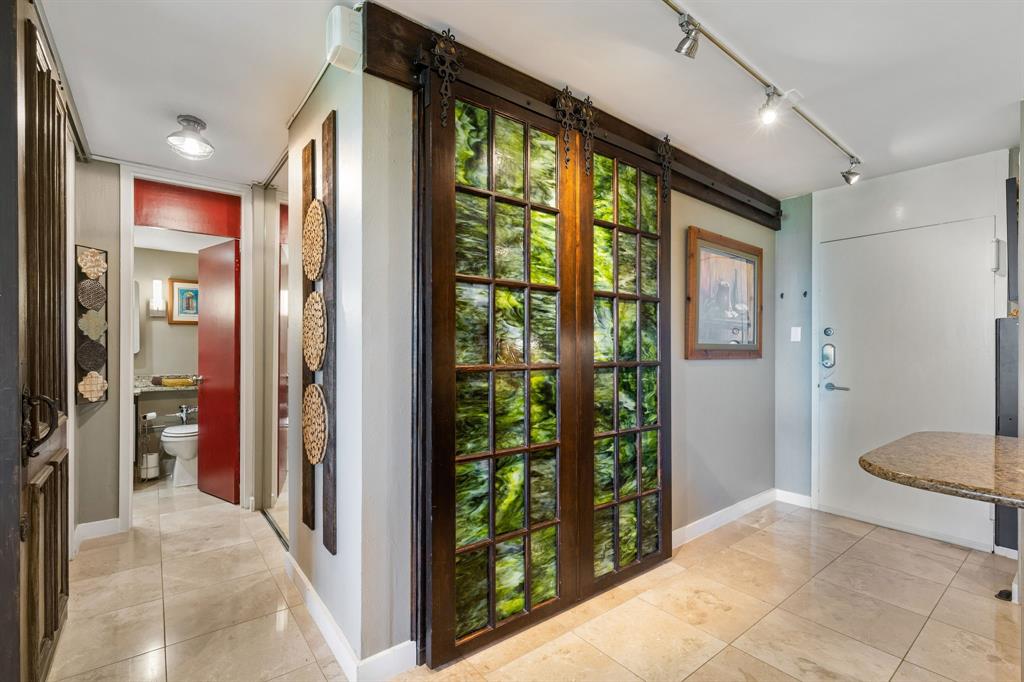 Twenty-One Turtle Creek Condos - Residential