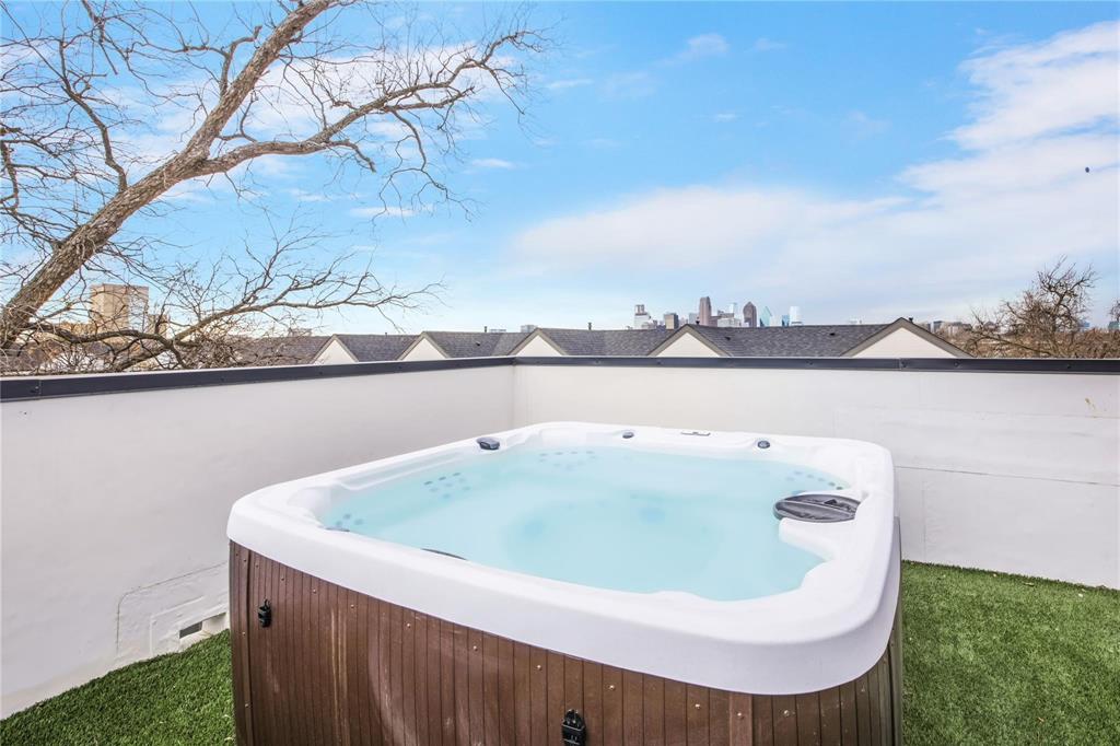 DEERE PARK - Residential Lease