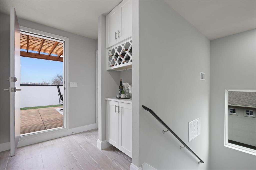 DEERE PARK - Residential Lease