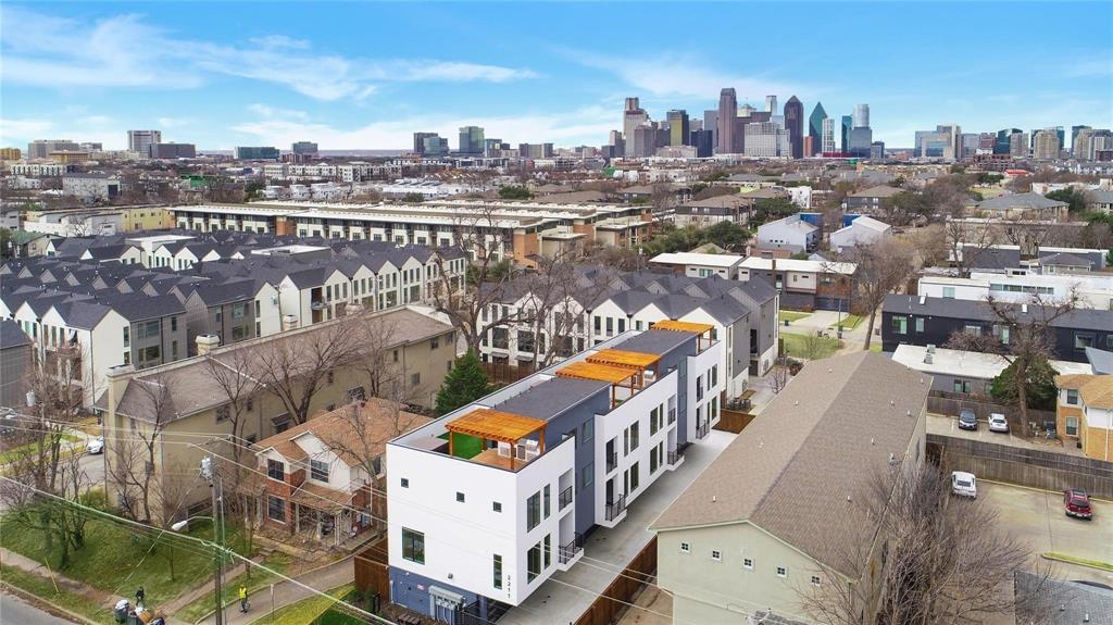 DEERE PARK - Residential Lease