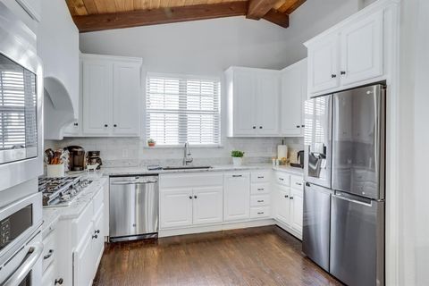 Tiny photo for 635 Via Ravello, Irving, TX 75039 (MLS # 21197753)