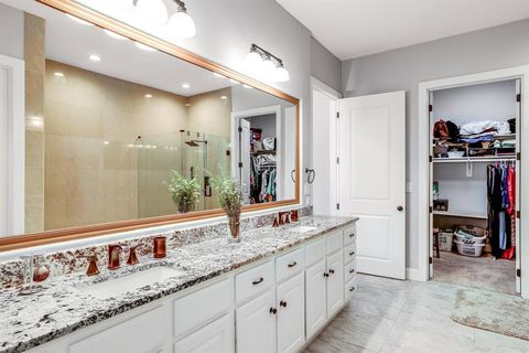 Tiny photo for 635 Via Ravello, Irving, TX 75039 (MLS # 21197753)