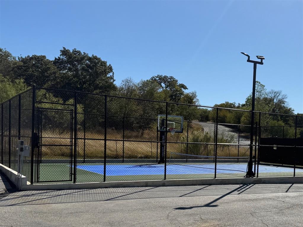 MOONLIGHT BAY - Land