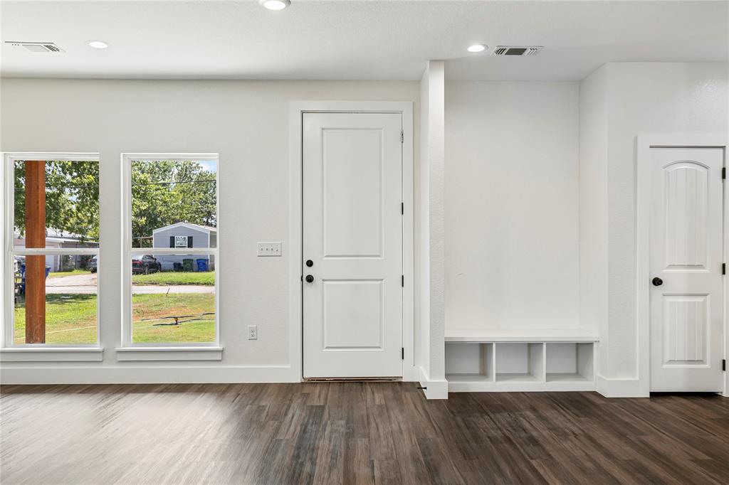 Lake View Add - Residential Lease