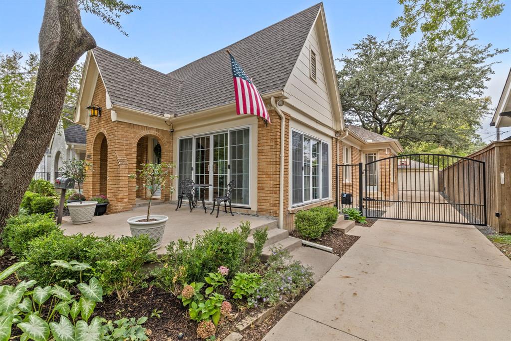 5419 Vanderbilt Avenue