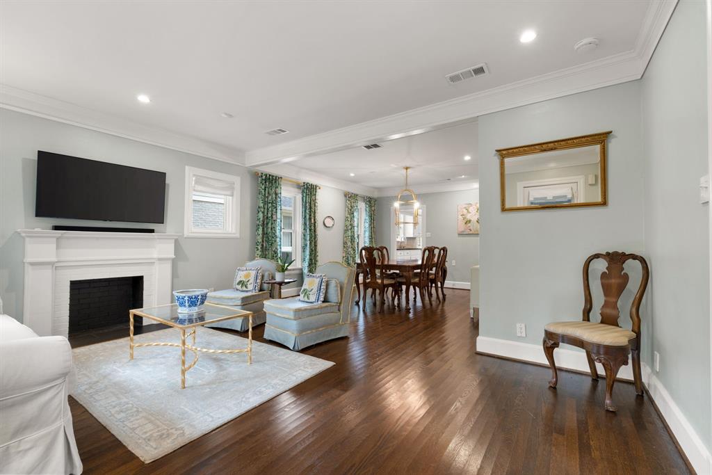 5419 Vanderbilt Avenue