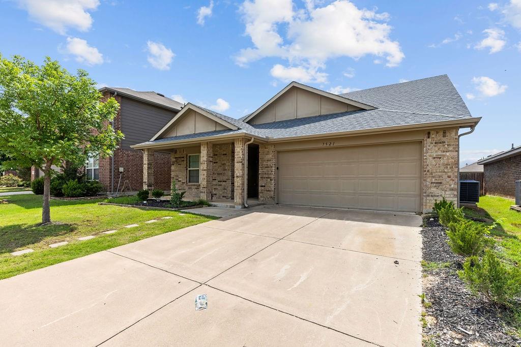 7521 Captain Lane