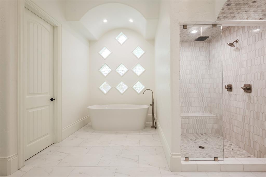 Manchester Downs - Residential