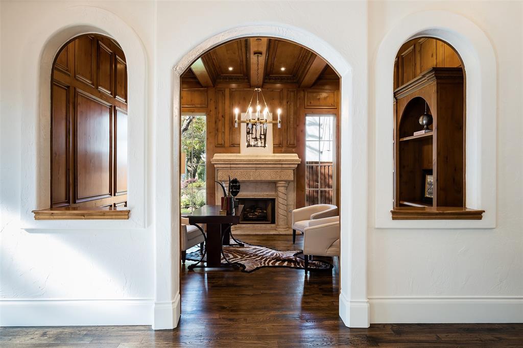 Manchester Downs - Residential