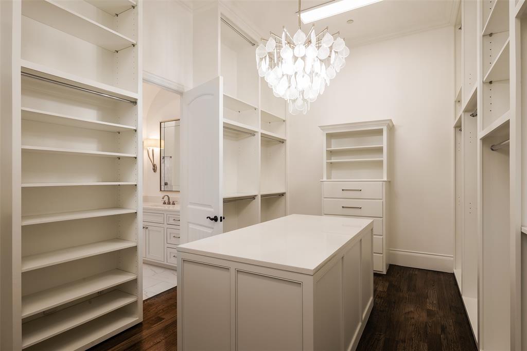 Manchester Downs - Residential