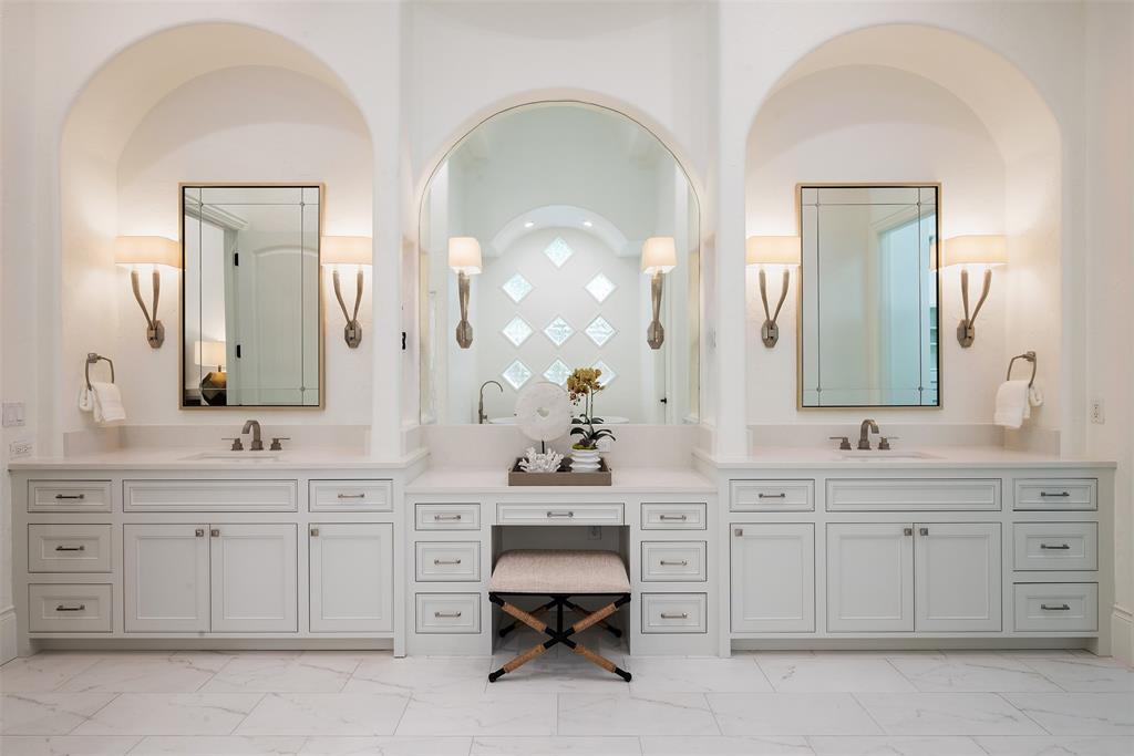 Manchester Downs - Residential