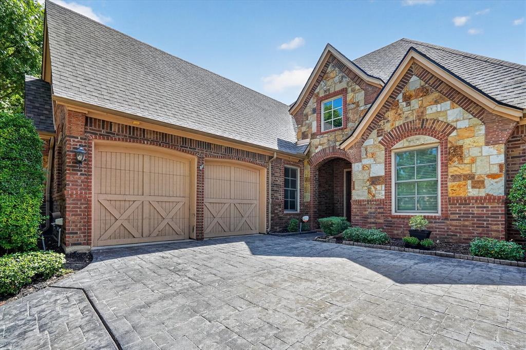 2824 Cotswold Court
