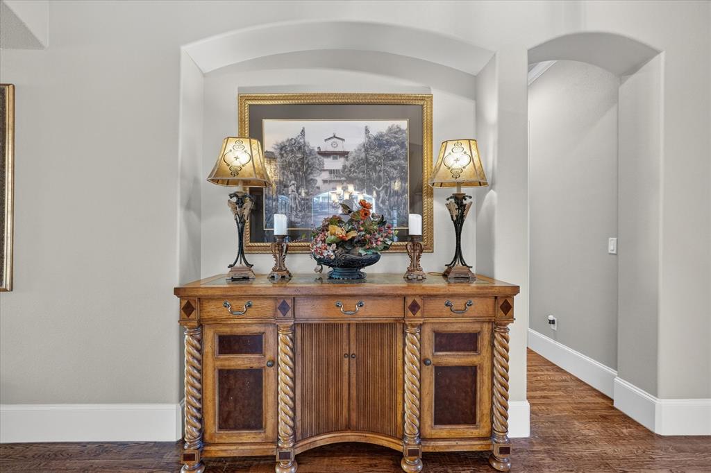 2824 Cotswold Court