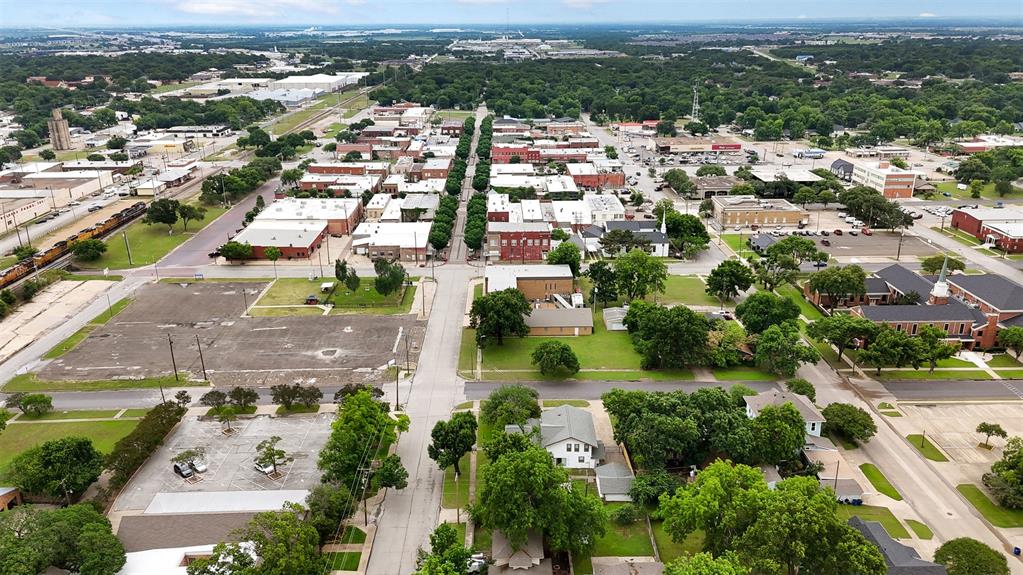 Ennis - Residential