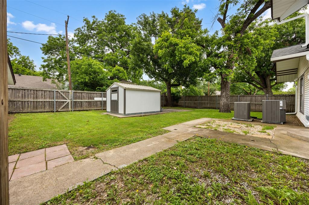 Ennis - Residential