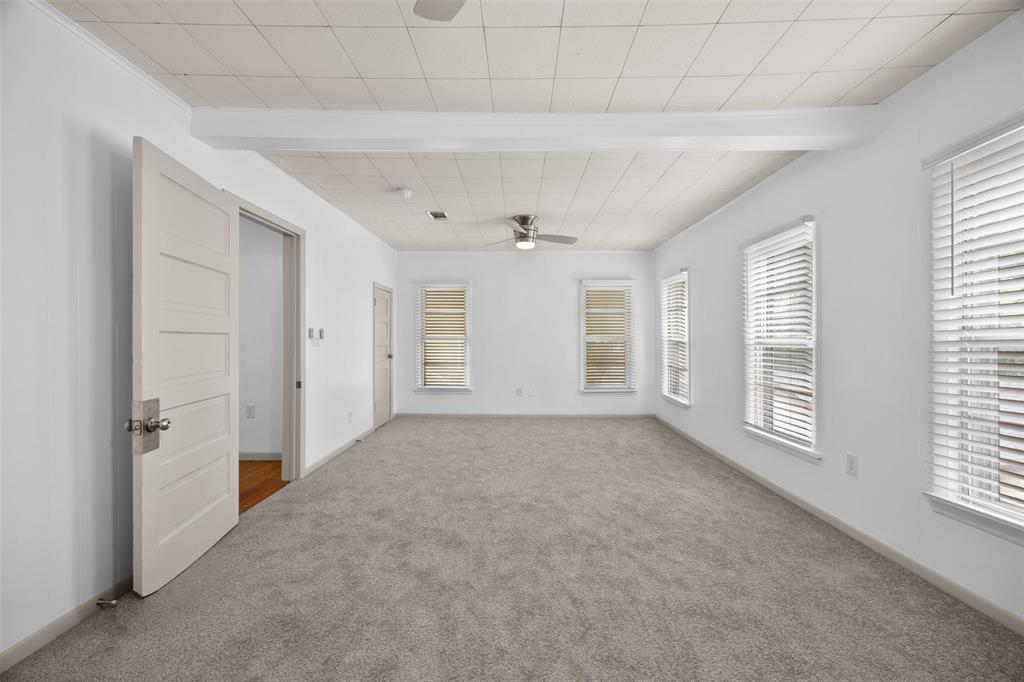 Ennis - Residential
